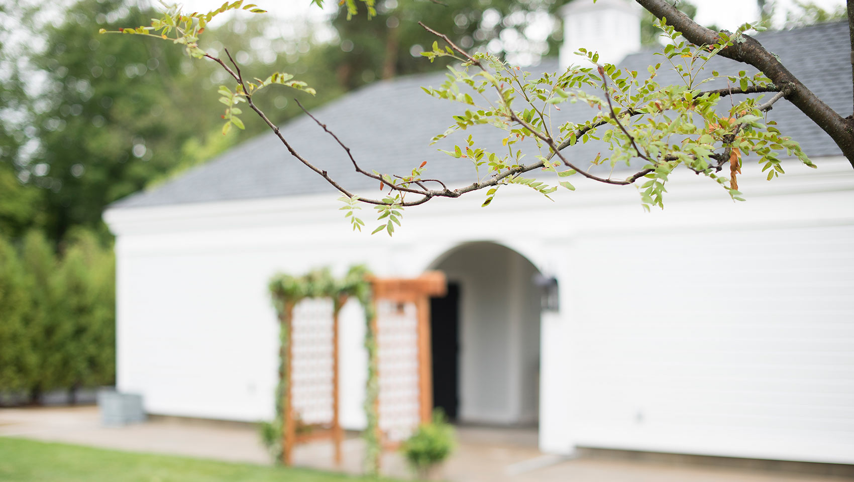 Taconic Hotel Wedding Arbor Detail