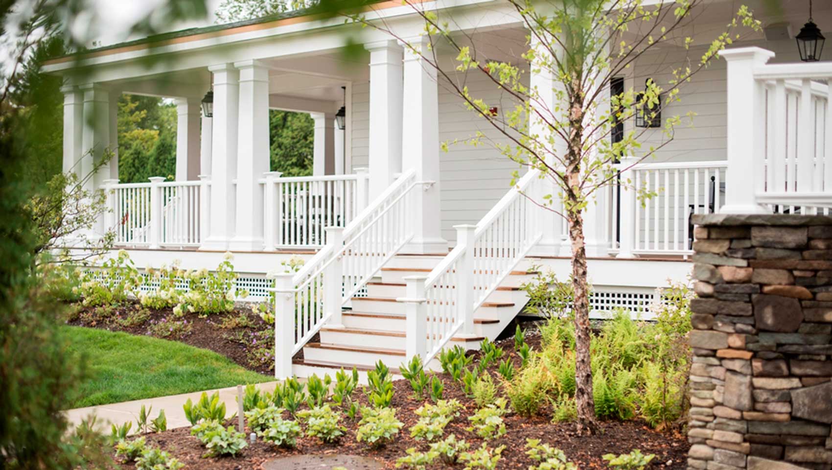 Taconic Hotel Exterior Side Porch