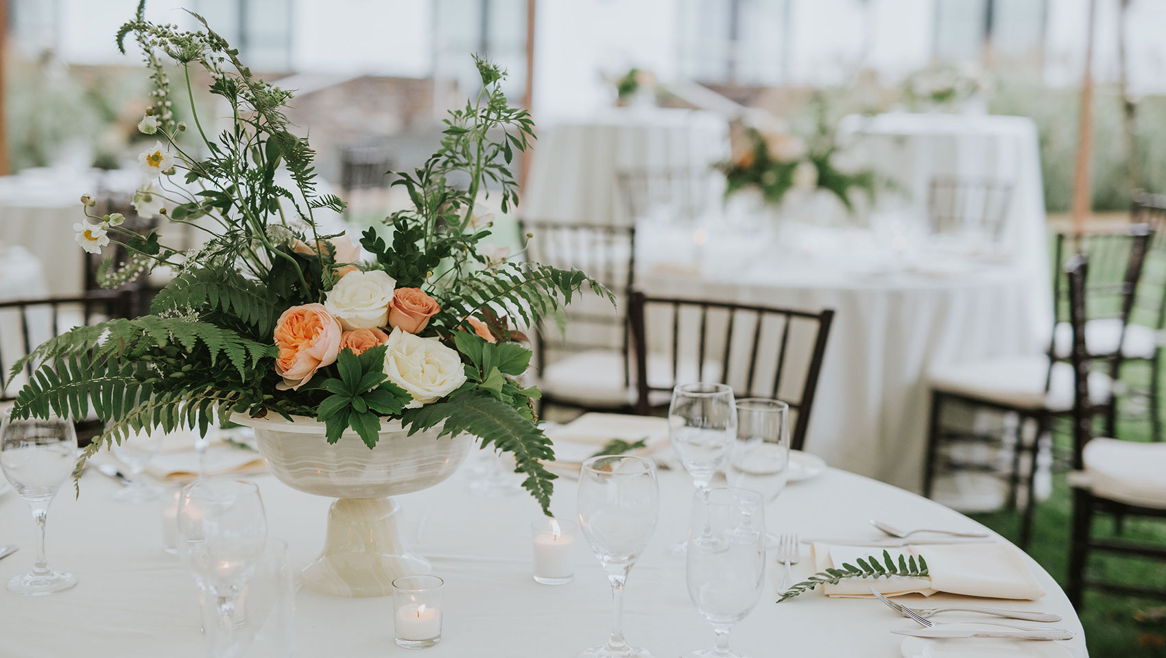 Tented Weddings Table Setup